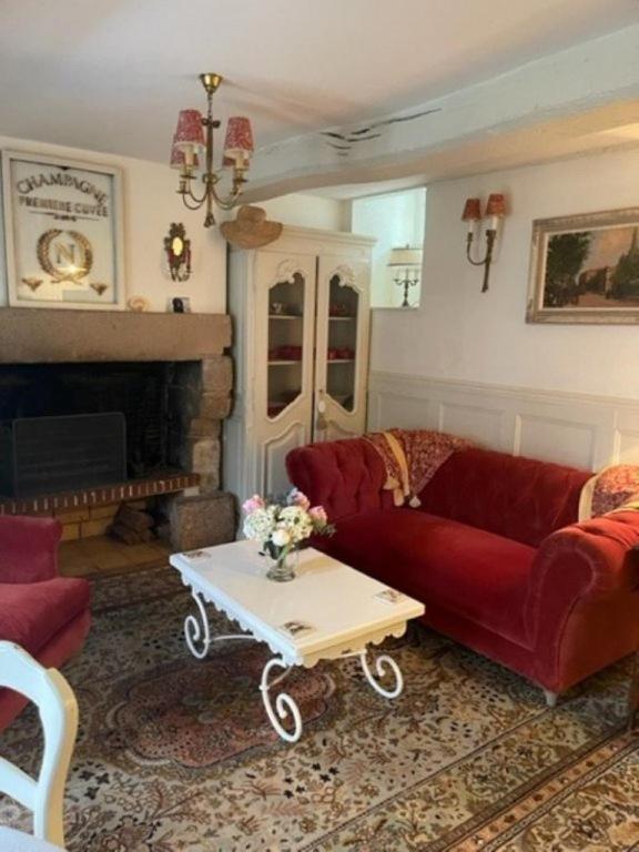 Bri22 -Lanvallay - La Petite Madeleine Villa Dinan Bagian luar foto